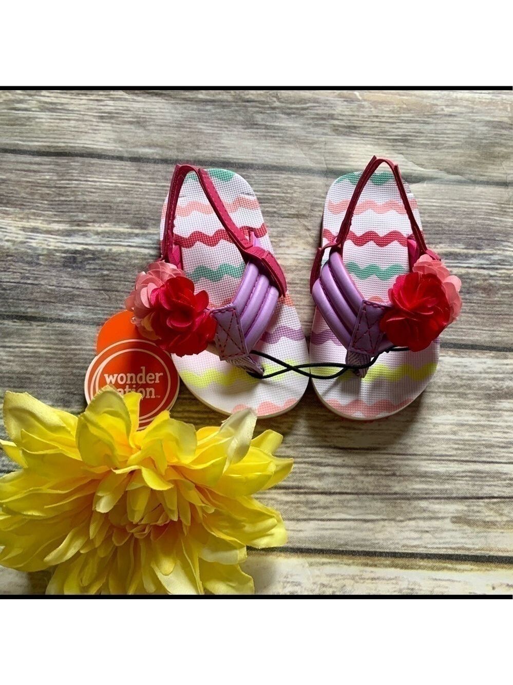💥NWT FLOWER SANDAL